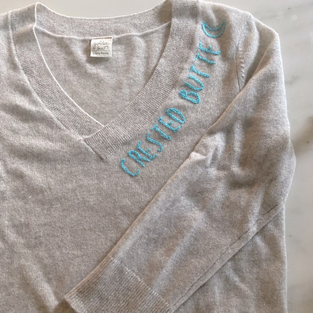 Crested butte cashmere sweater size M/L